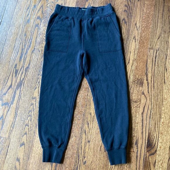 rag & bone/JEAN Extra small. Black. Sweatpants jogger. Elastic waist band. - Picture 1 of 8